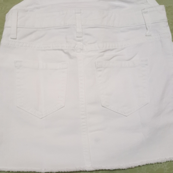 Girl's Denim Skirtall - Picture 11 of 12